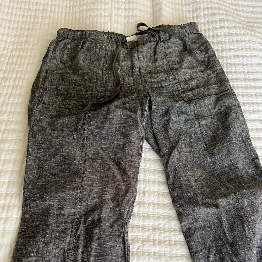 Black & White Linen Pants !!